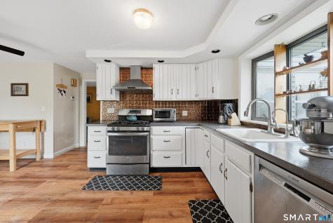 37 Fleetwood Avenue Bethel CT 06801