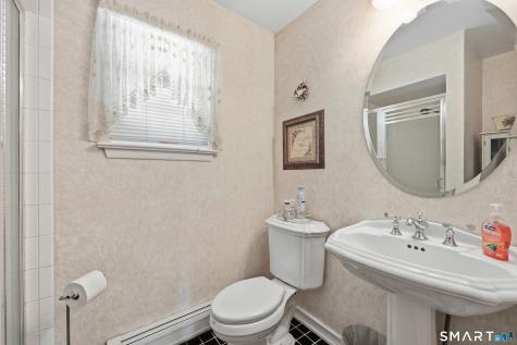 13 Paradise Court New Fairfield CT 06812