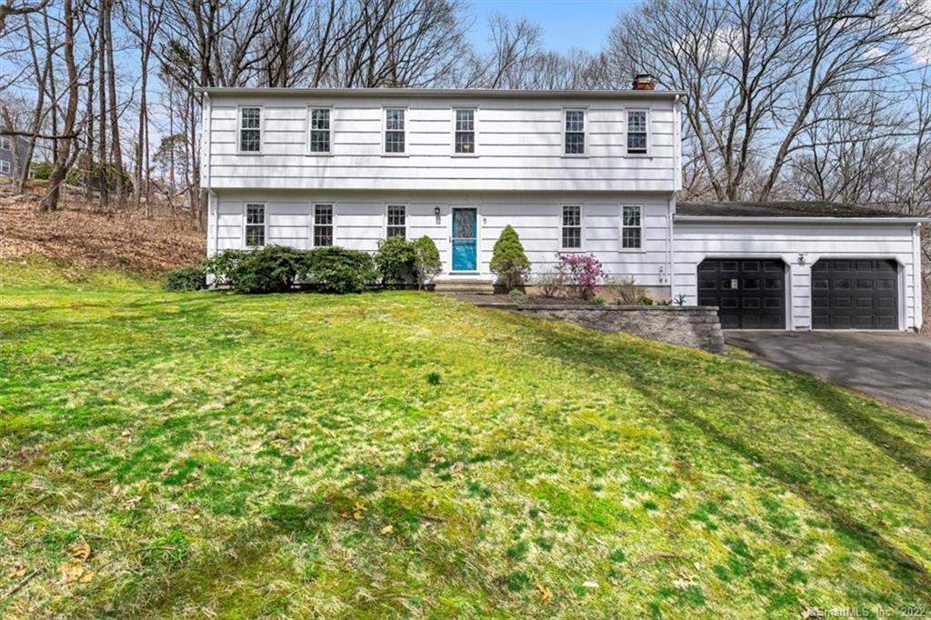 9 Pondwood Court Hamden CT 06518
