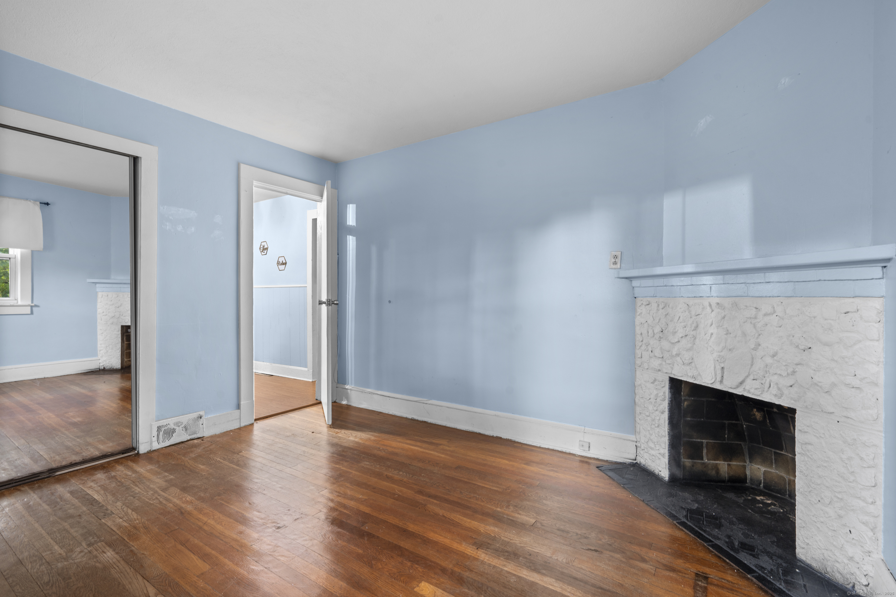 67 Elizabeth Avenue Bloomfield CT 06002