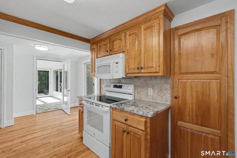 11 Centerwood Road Newington CT 06111