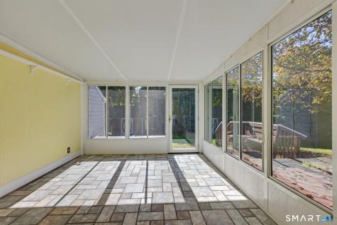 11 Centerwood Road Newington CT 06111
