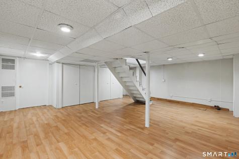 11 Centerwood Road Newington CT 06111