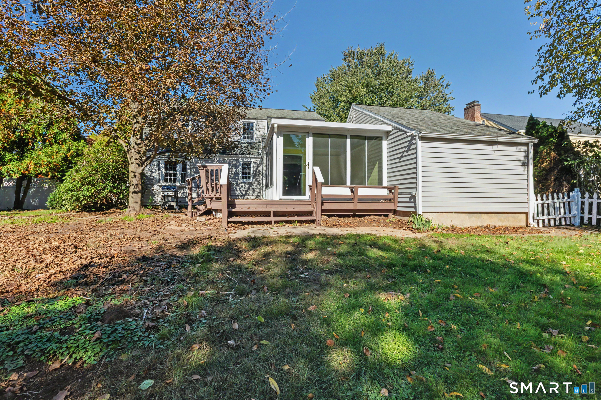 11 Centerwood Road Newington CT 06111