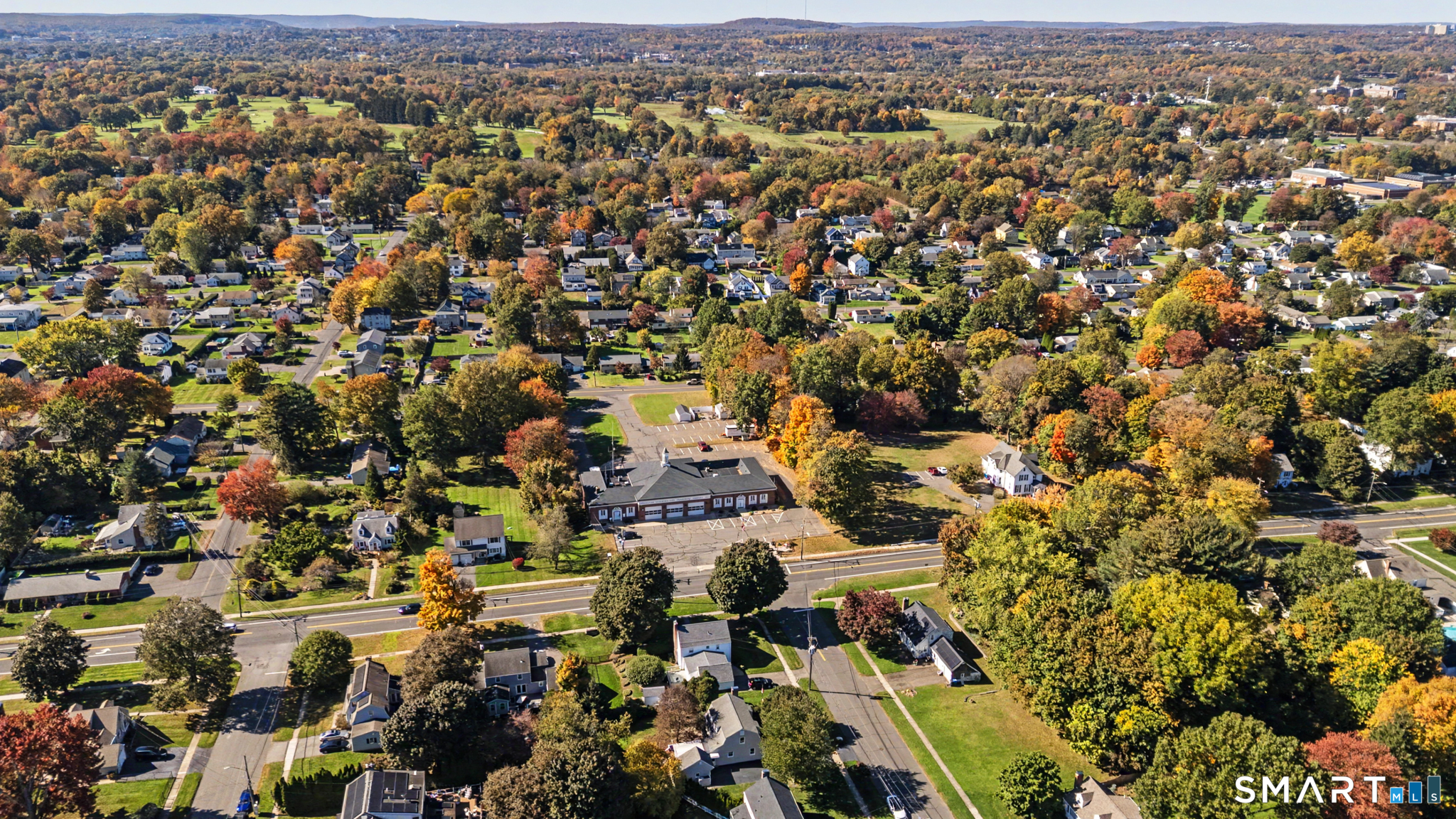 11 Centerwood Road Newington CT 06111