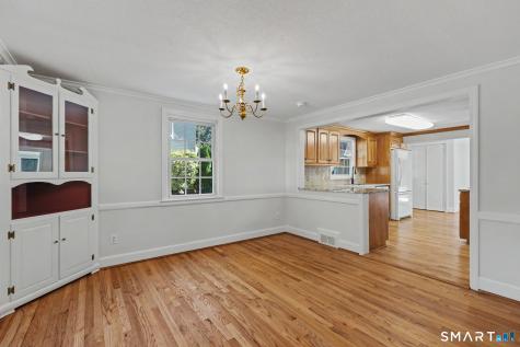 11 Centerwood Road Newington CT 06111