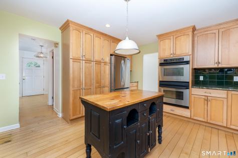 91 Whippoorwill Hollow Road East Hampton CT 06424
