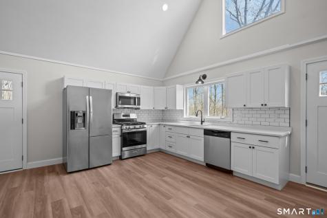 21 Pam Road Lebanon CT 06249
