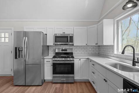 21 Pam Road Lebanon CT 06249