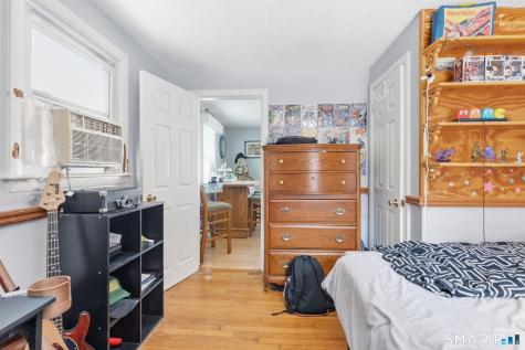17 Seventh Avenue Waterford CT 06385