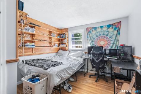 17 Seventh Avenue Waterford CT 06385