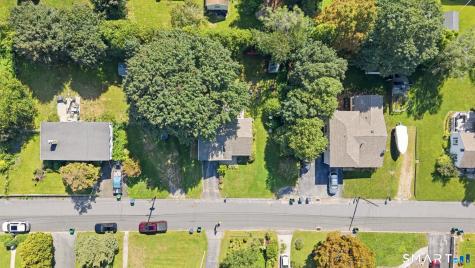 17 Seventh Avenue Waterford CT 06385