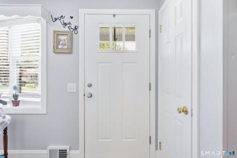 17 Seventh Avenue Waterford CT 06385