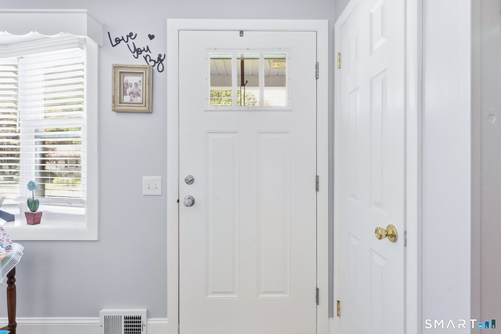 17 Seventh Avenue Waterford CT 06385