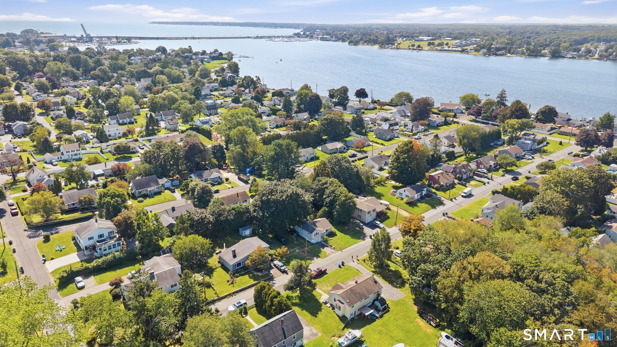 17 Seventh Avenue Waterford CT 06385