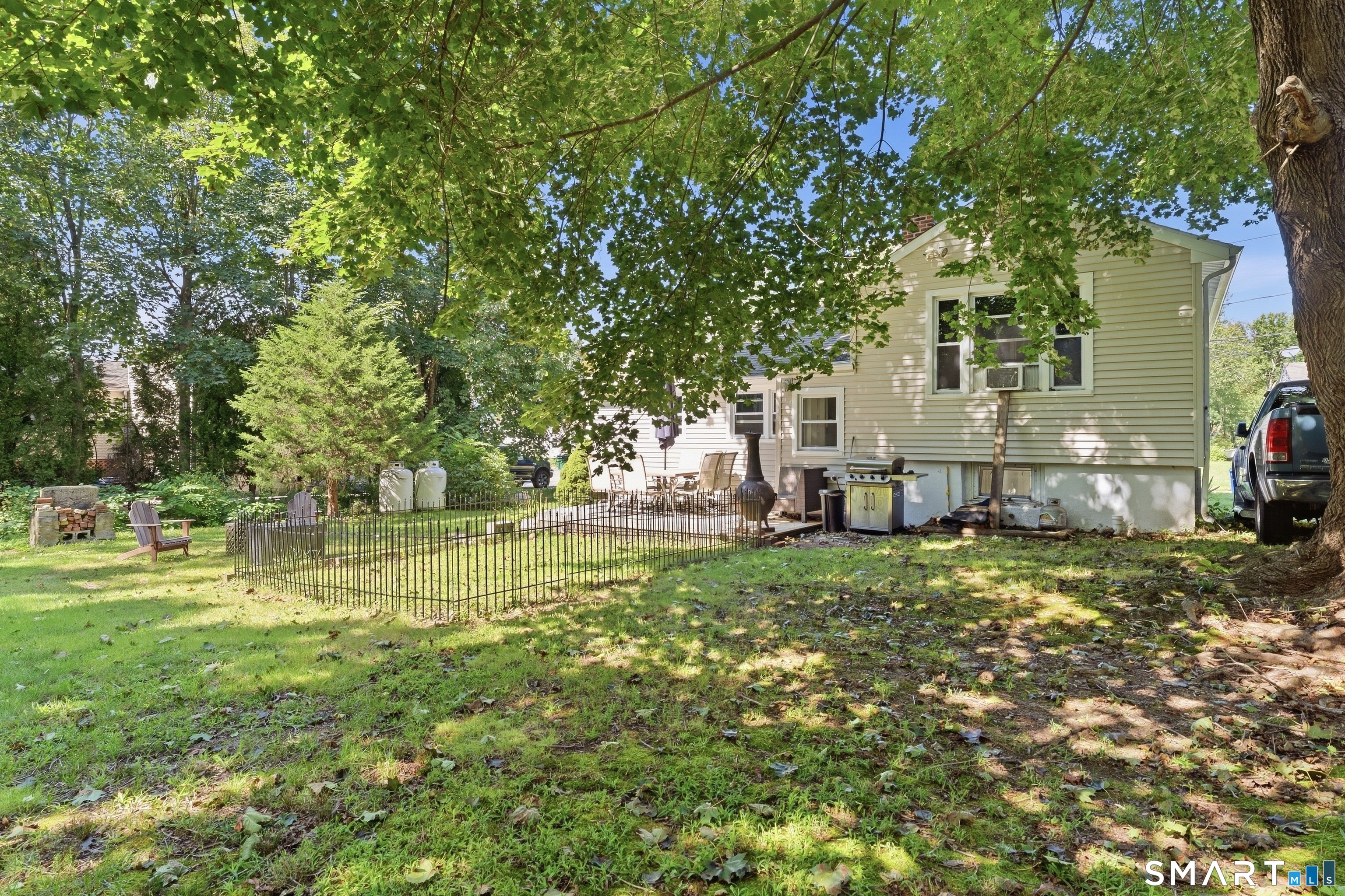 17 Seventh Avenue Waterford CT 06385