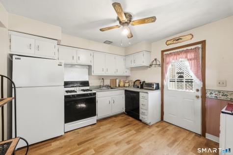 102 Grande Road East Hartford CT 06118