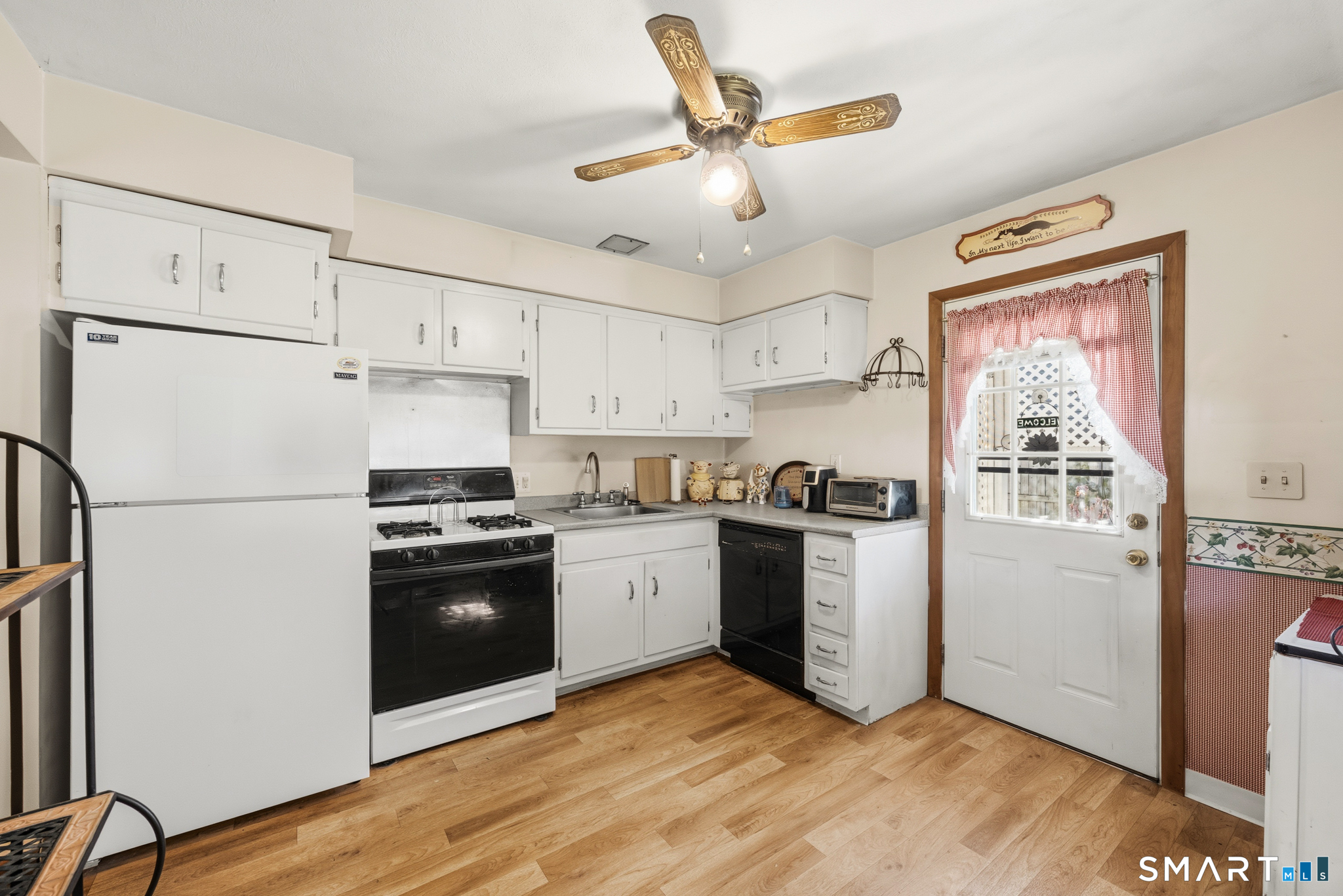 102 Grande Road East Hartford CT 06118