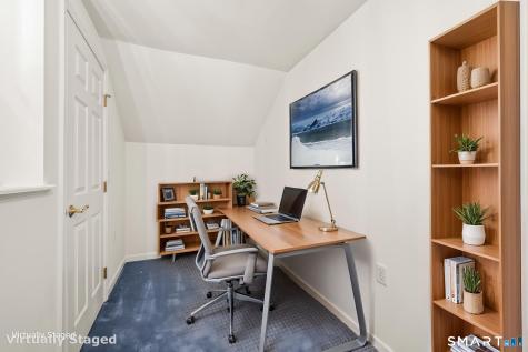 19 Plumrose Court Portland CT 06480