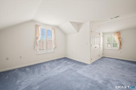 19 Plumrose Court Portland CT 06480