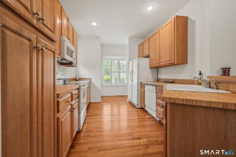 19 Plumrose Court Portland CT 06480