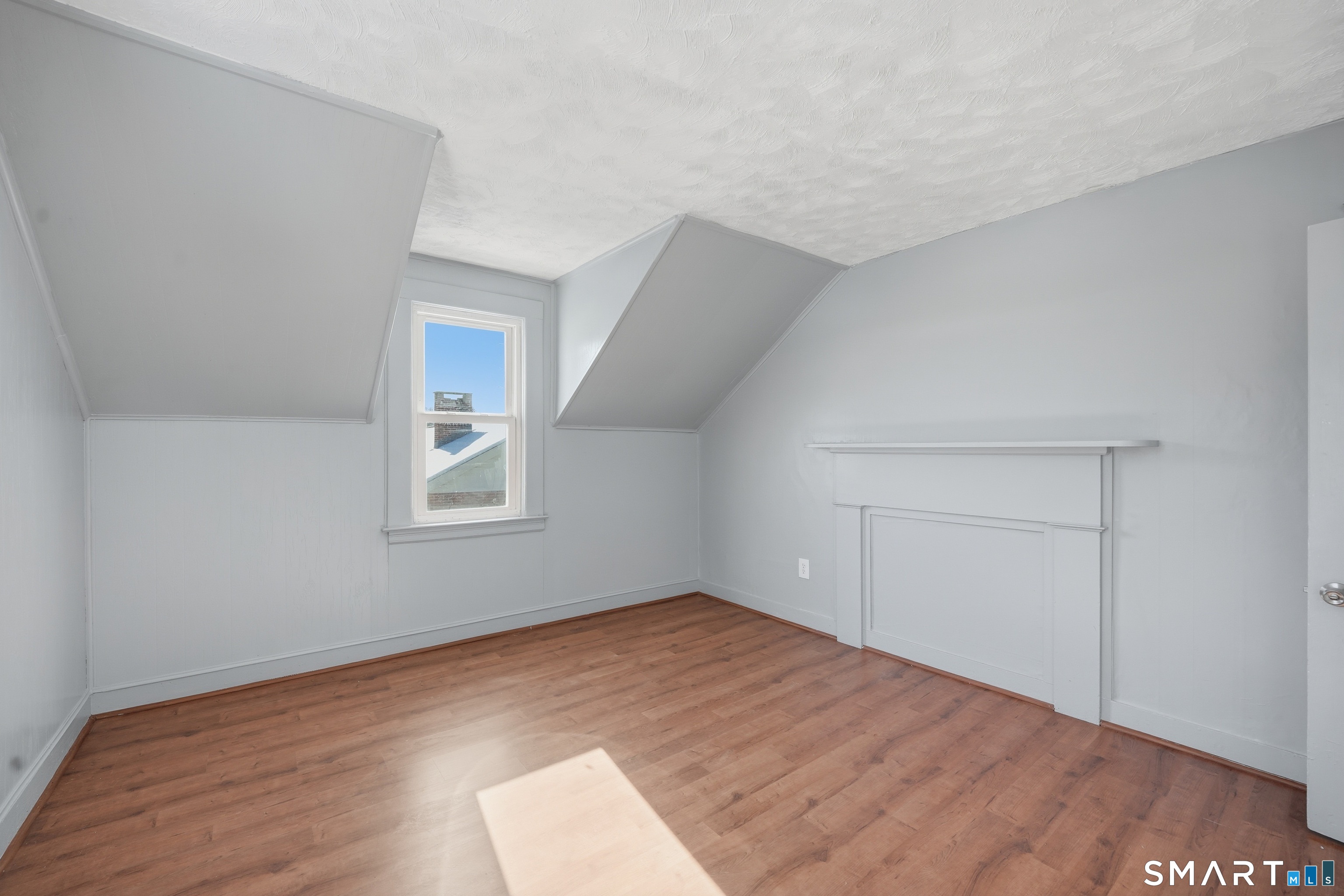 158 Mckee Street Manchester CT 06040