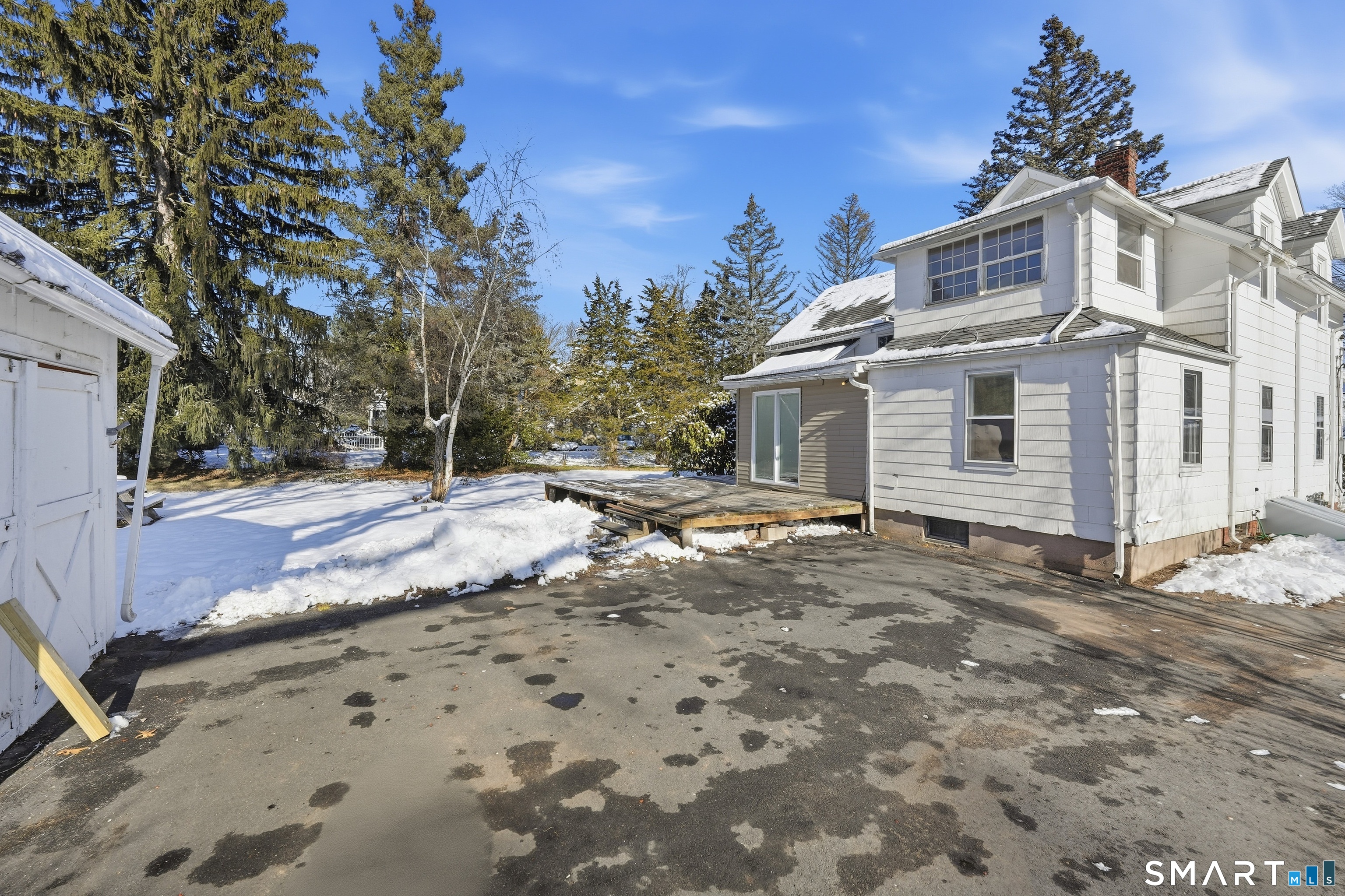 158 Mckee Street Manchester CT 06040