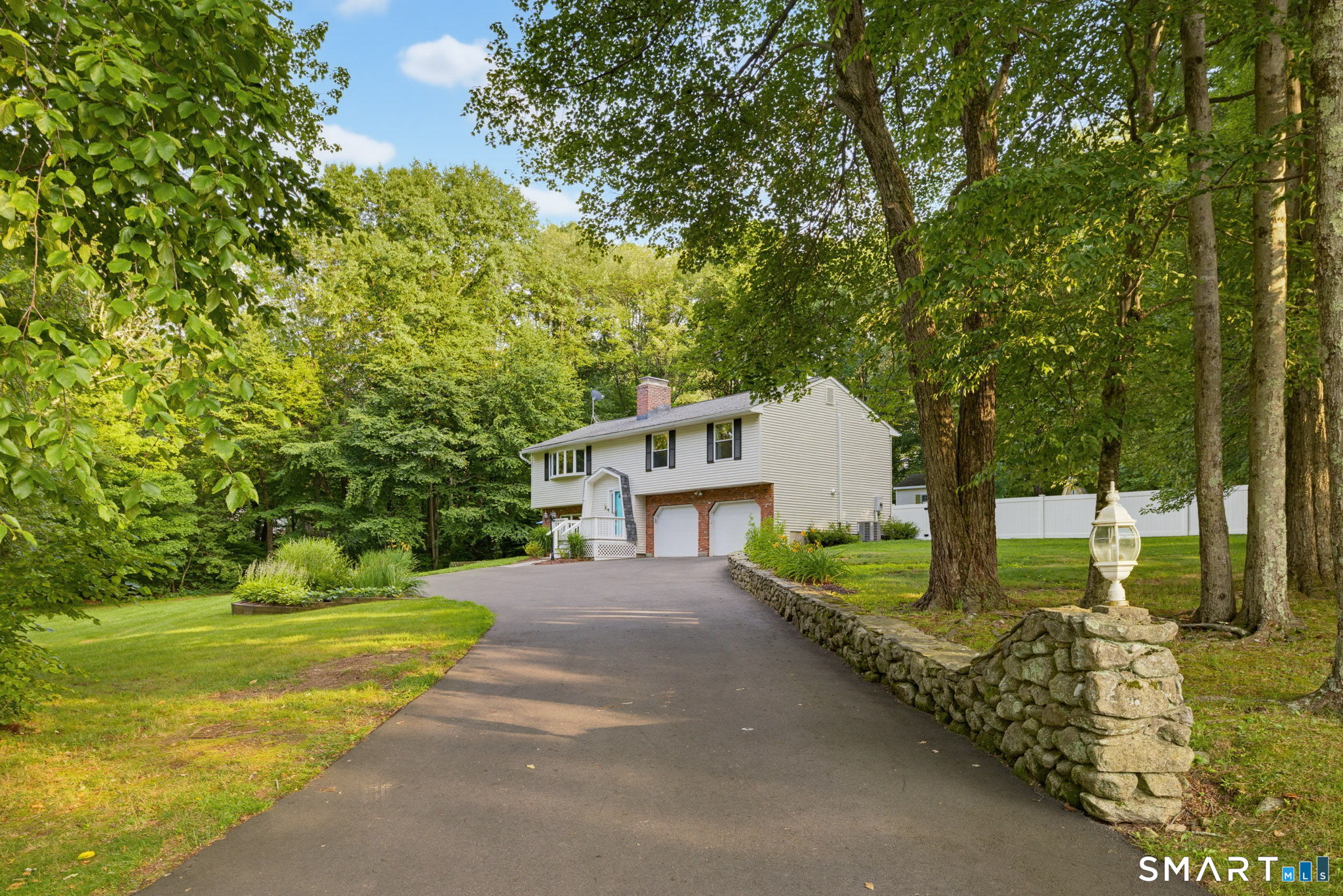 15 Fieldwood Drive Watertown CT 06795