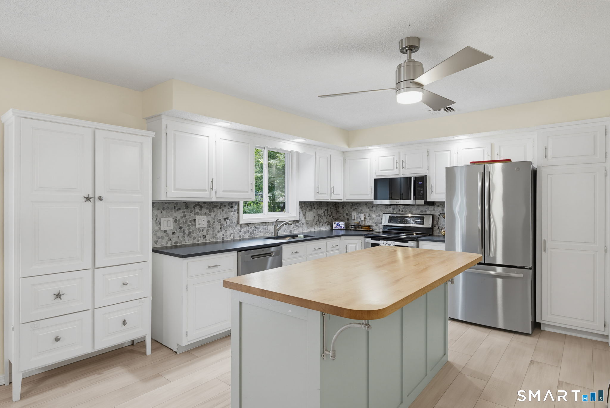 15 Fieldwood Drive Watertown CT 06795