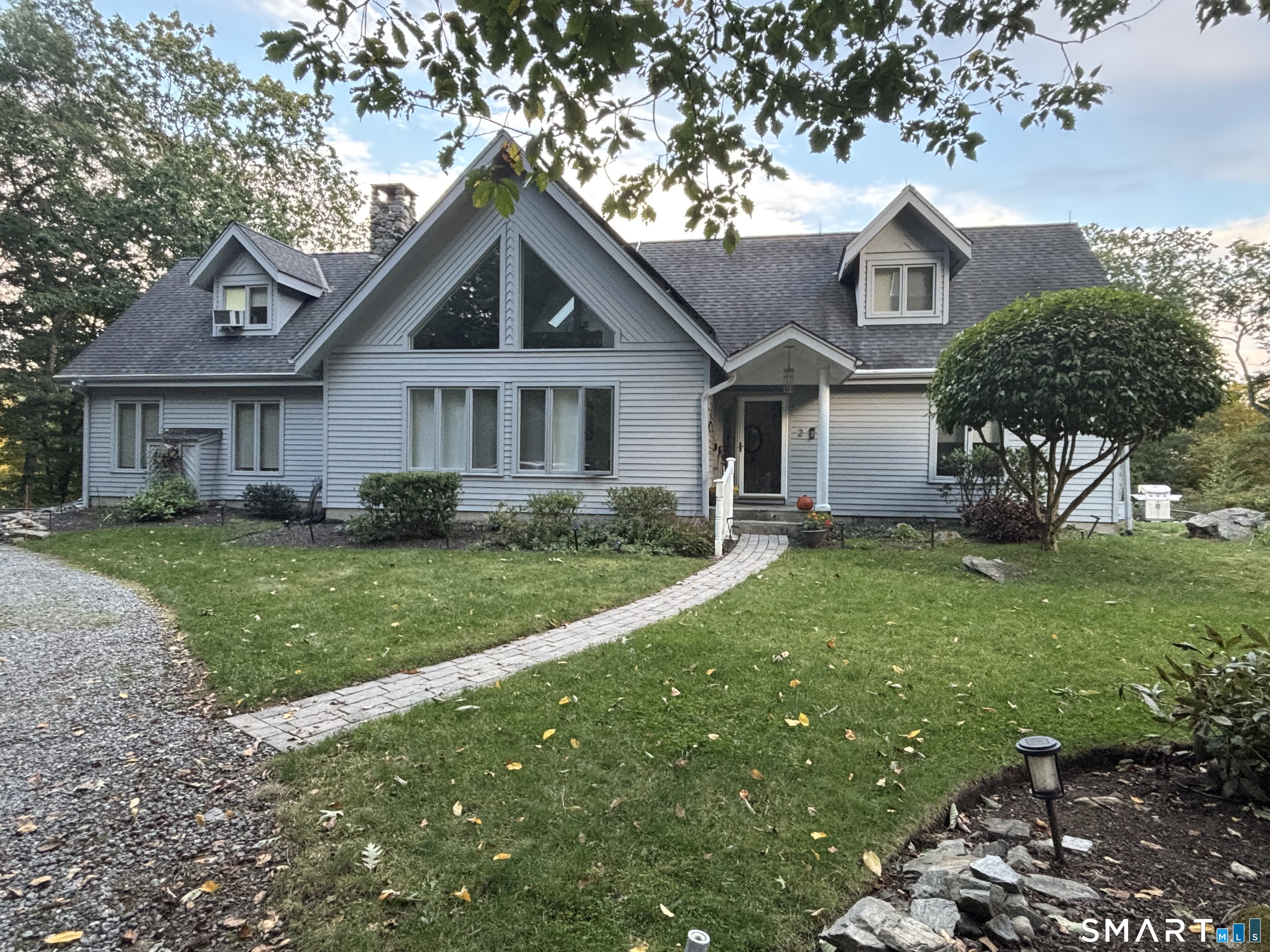 2 Hopewell Road Newtown CT 06470