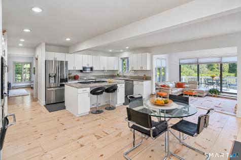 2 Hopewell Road Newtown CT 06470