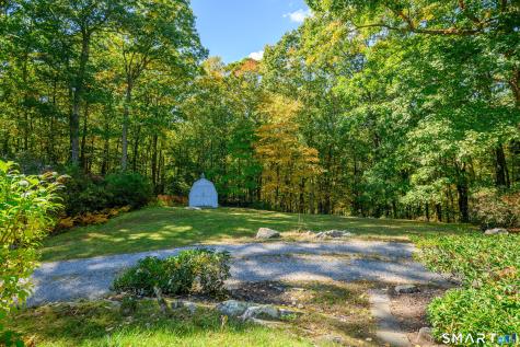 2 Hopewell Road Newtown CT 06470