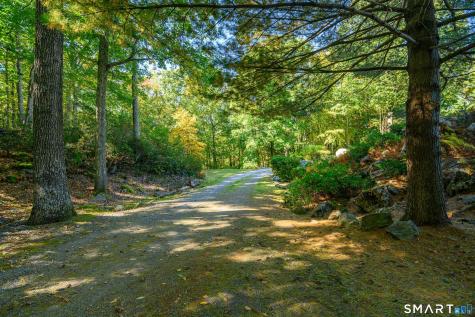 2 Hopewell Road Newtown CT 06470