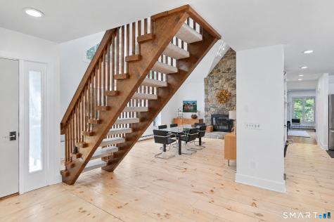 2 Hopewell Road Newtown CT 06470