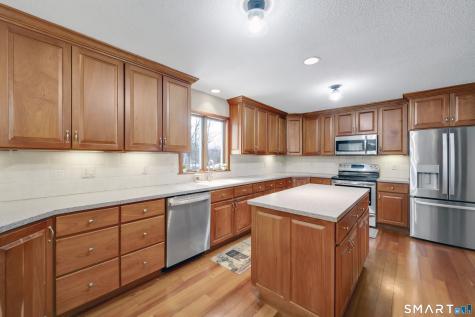 10 Devonshire Drive South Windsor CT 06074