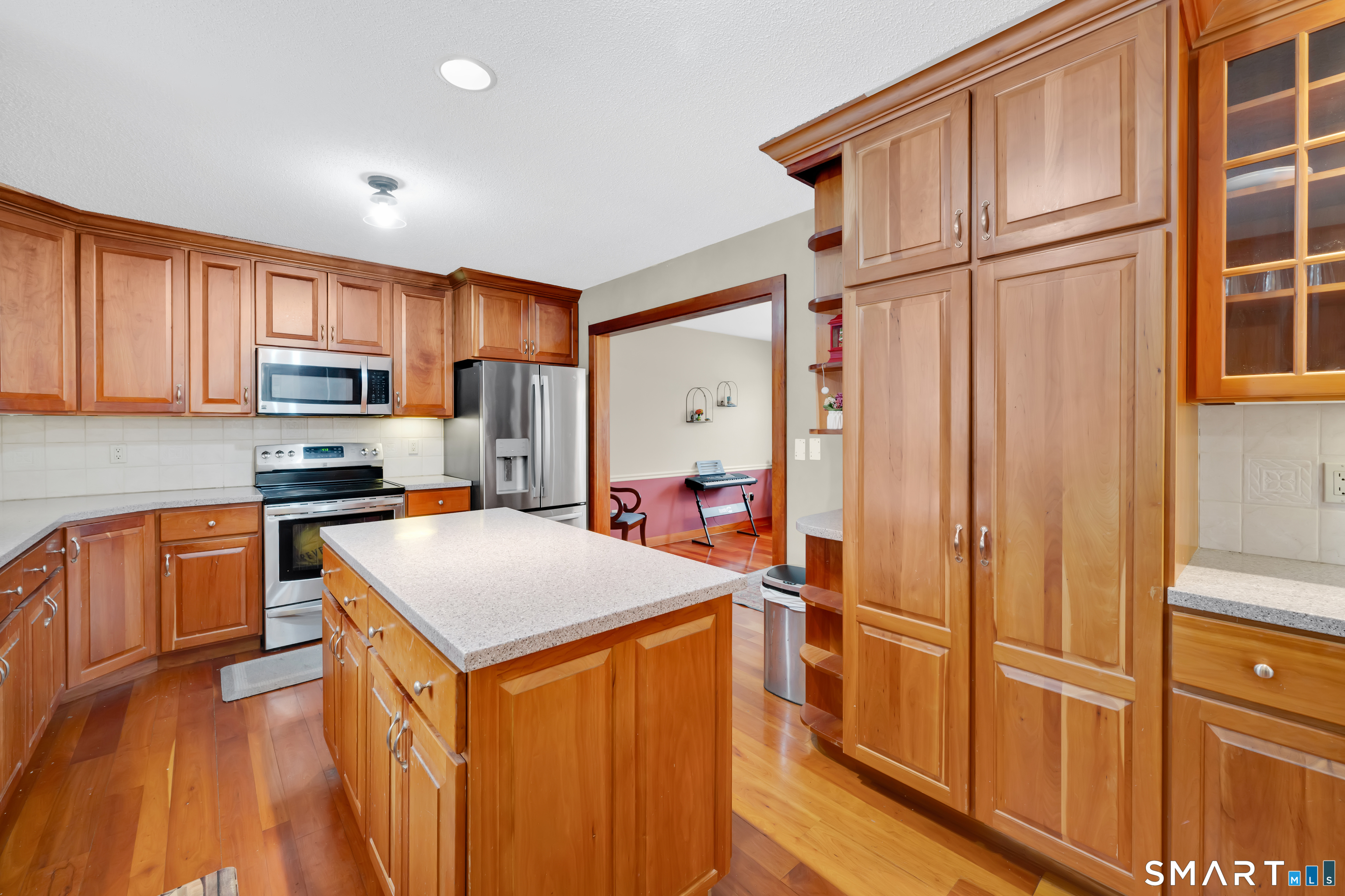 10 Devonshire Drive South Windsor CT 06074
