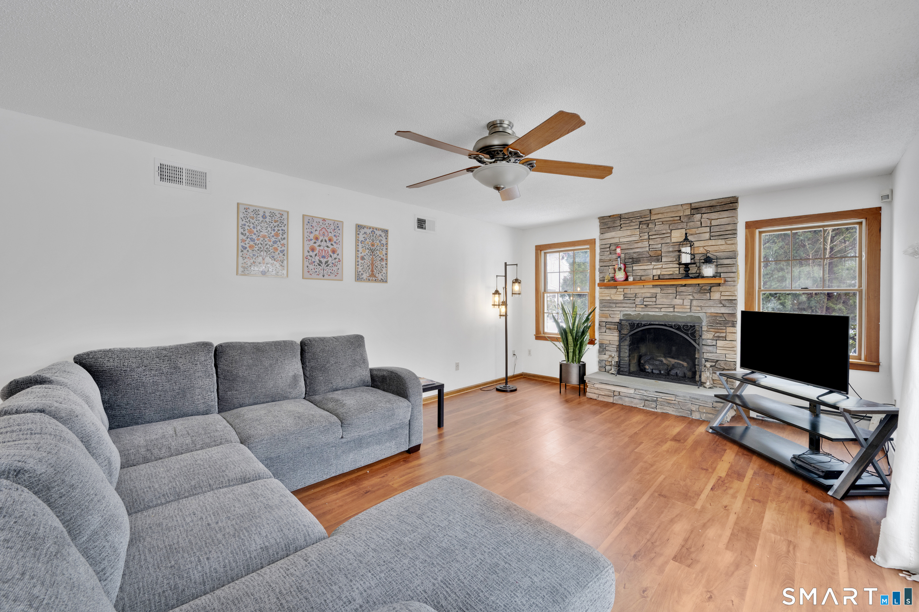 10 Devonshire Drive South Windsor CT 06074