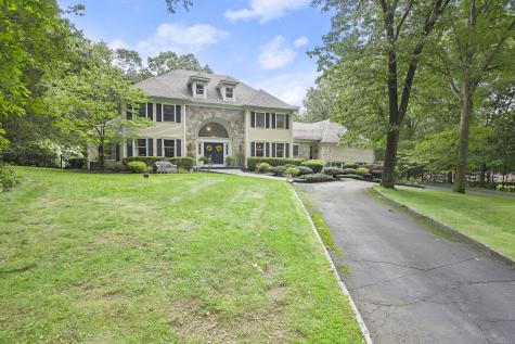 102 Bayberry Lane Easton CT 06612