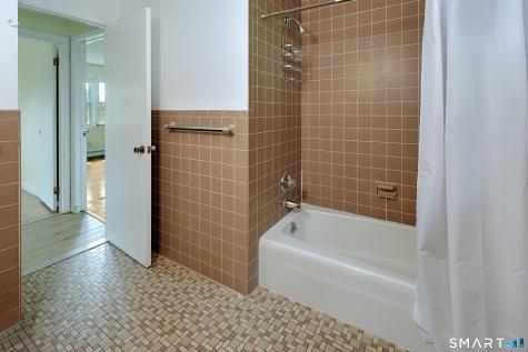 155 Deer Hill Road Southbury CT 06488