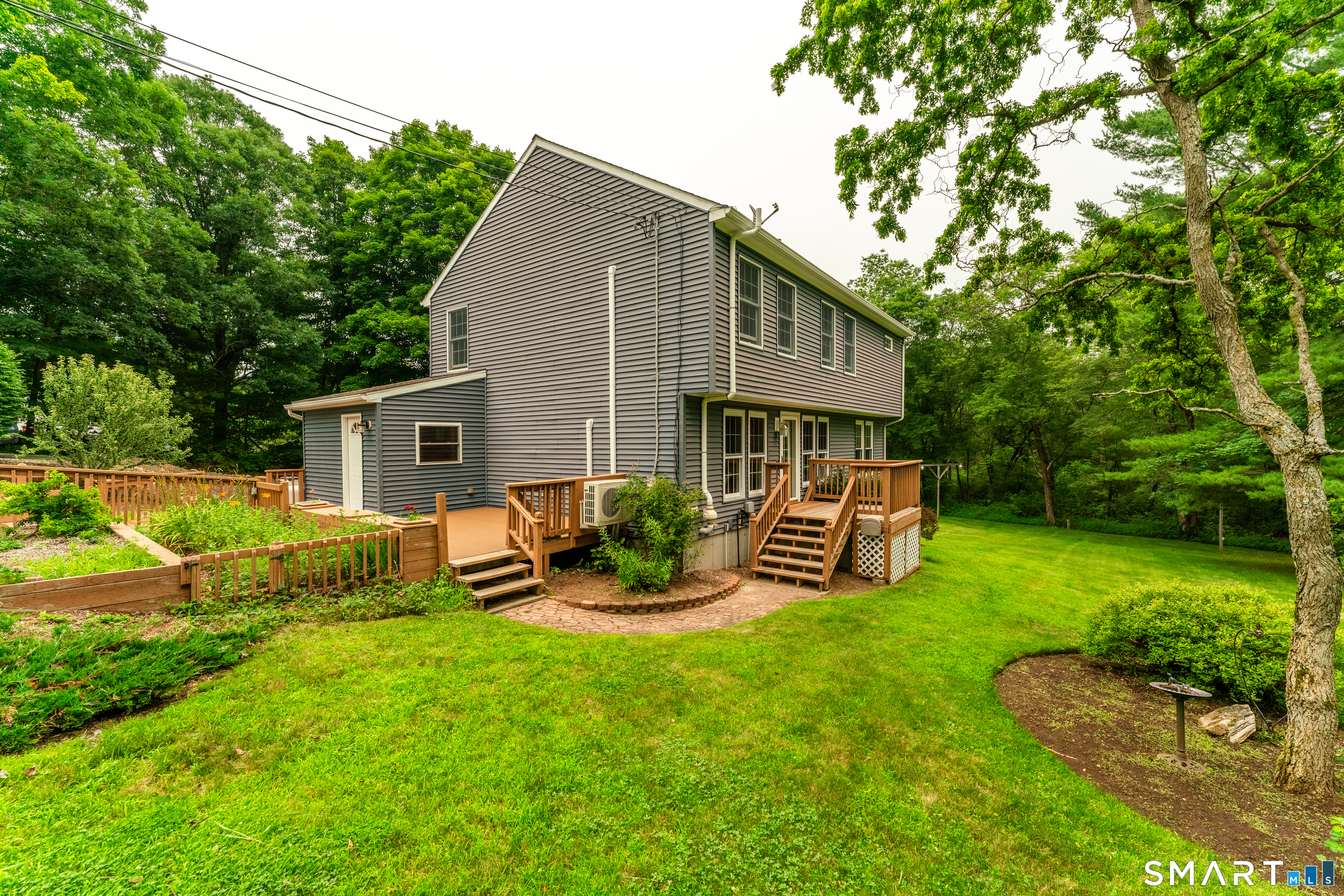 521 East Thompson Road Thompson CT 06277