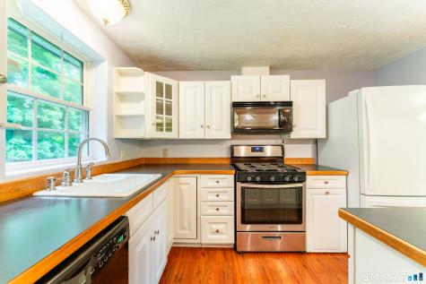 521 East Thompson Road Thompson CT 06277