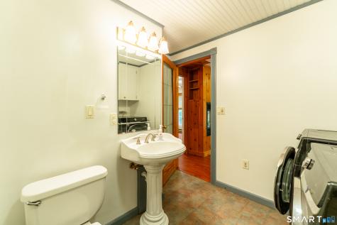 521 East Thompson Road Thompson CT 06277