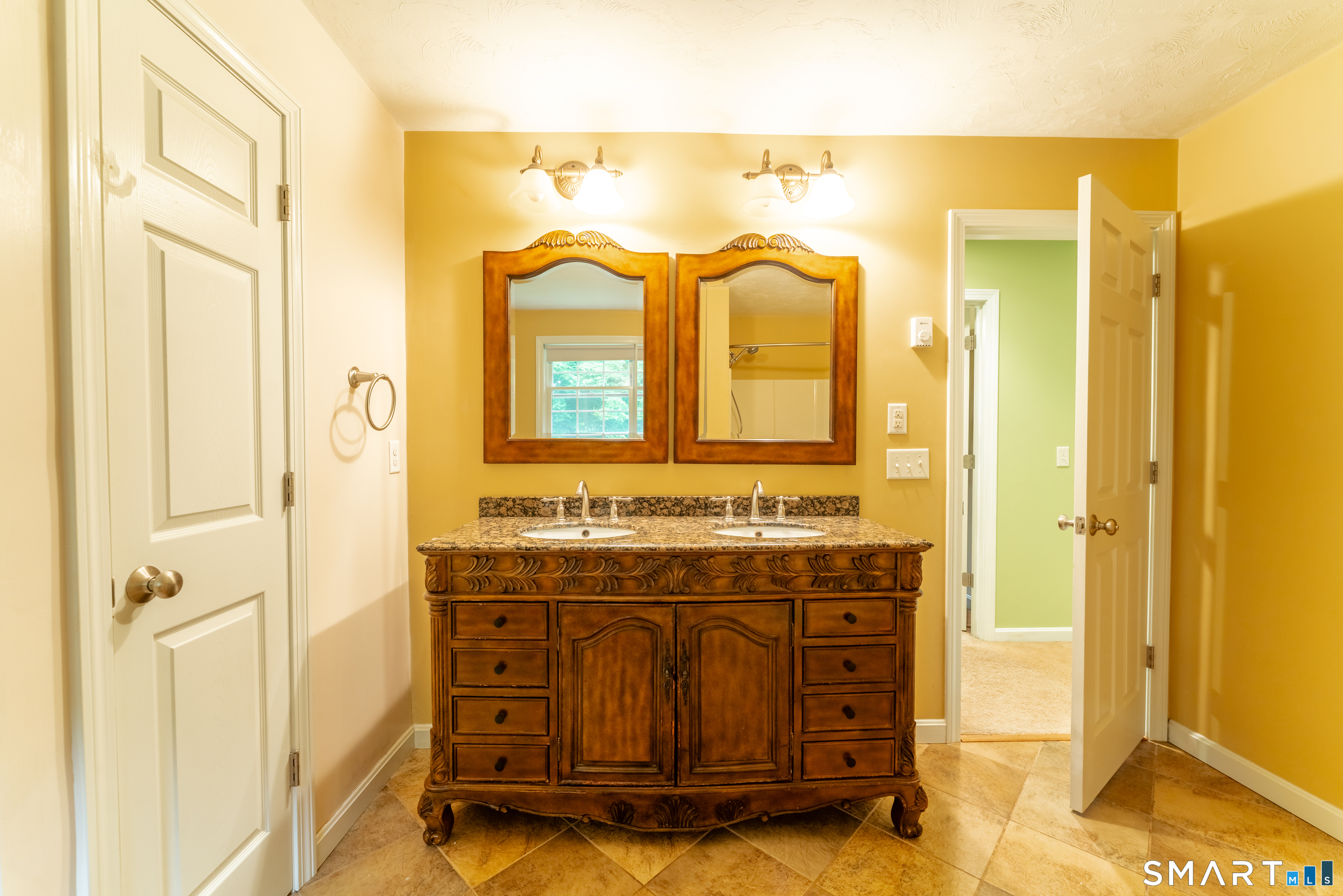 521 East Thompson Road Thompson CT 06277