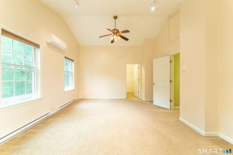 521 East Thompson Road Thompson CT 06277