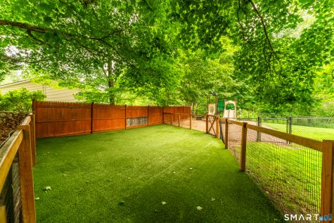 521 East Thompson Road Thompson CT 06277