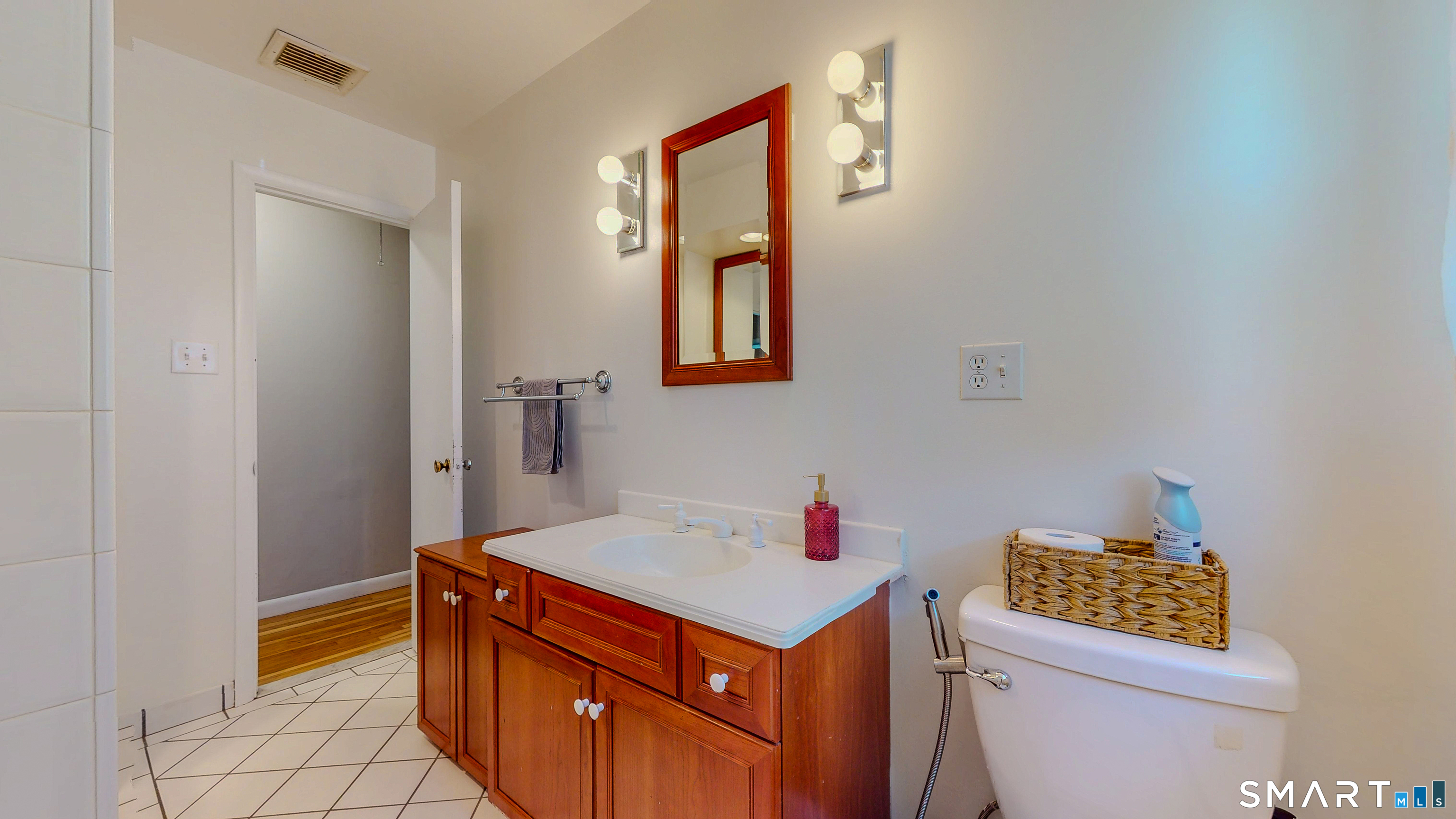 347 Edison Road Trumbull CT 06611