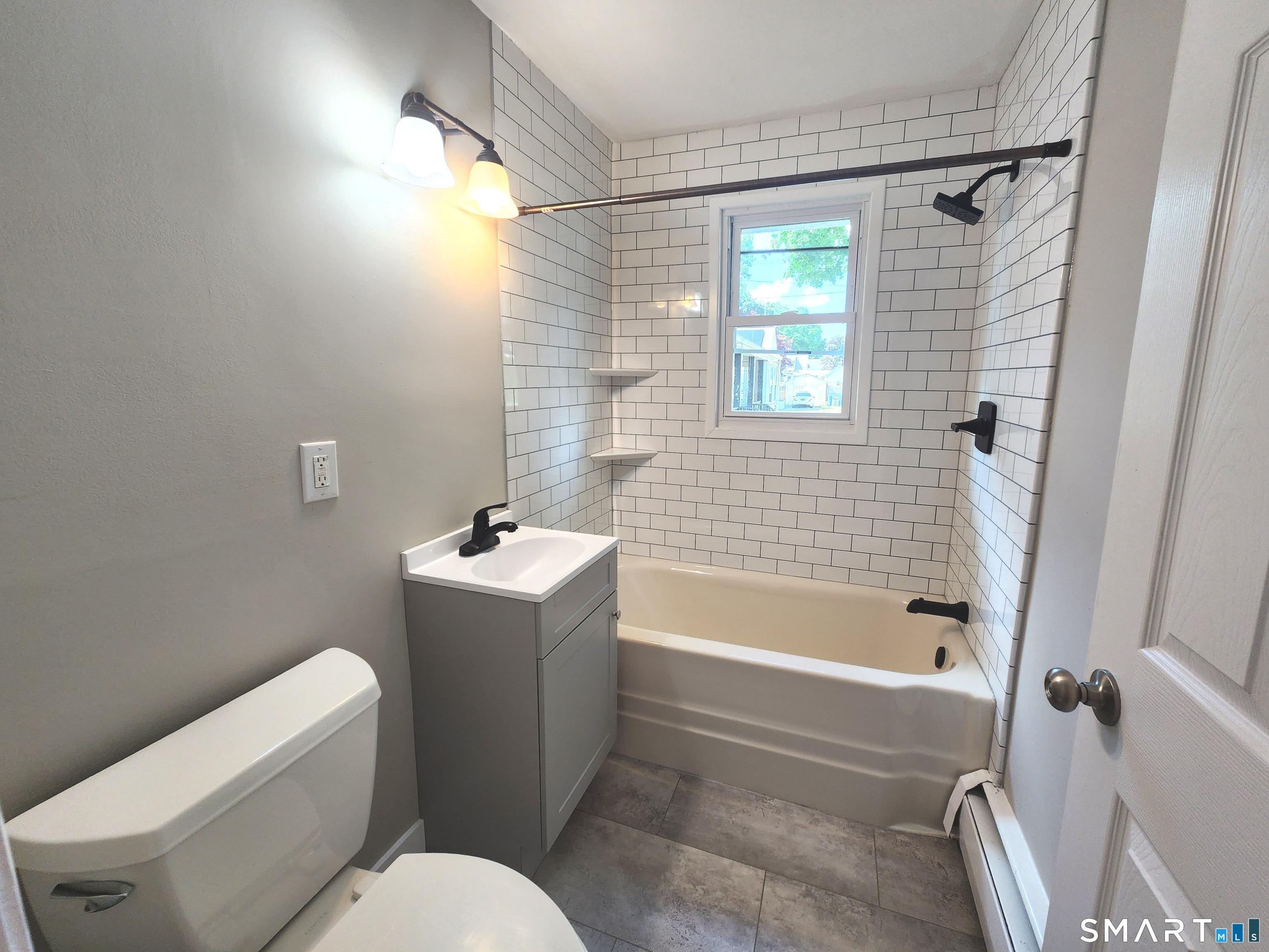 29 Palm Street Manchester CT 06040