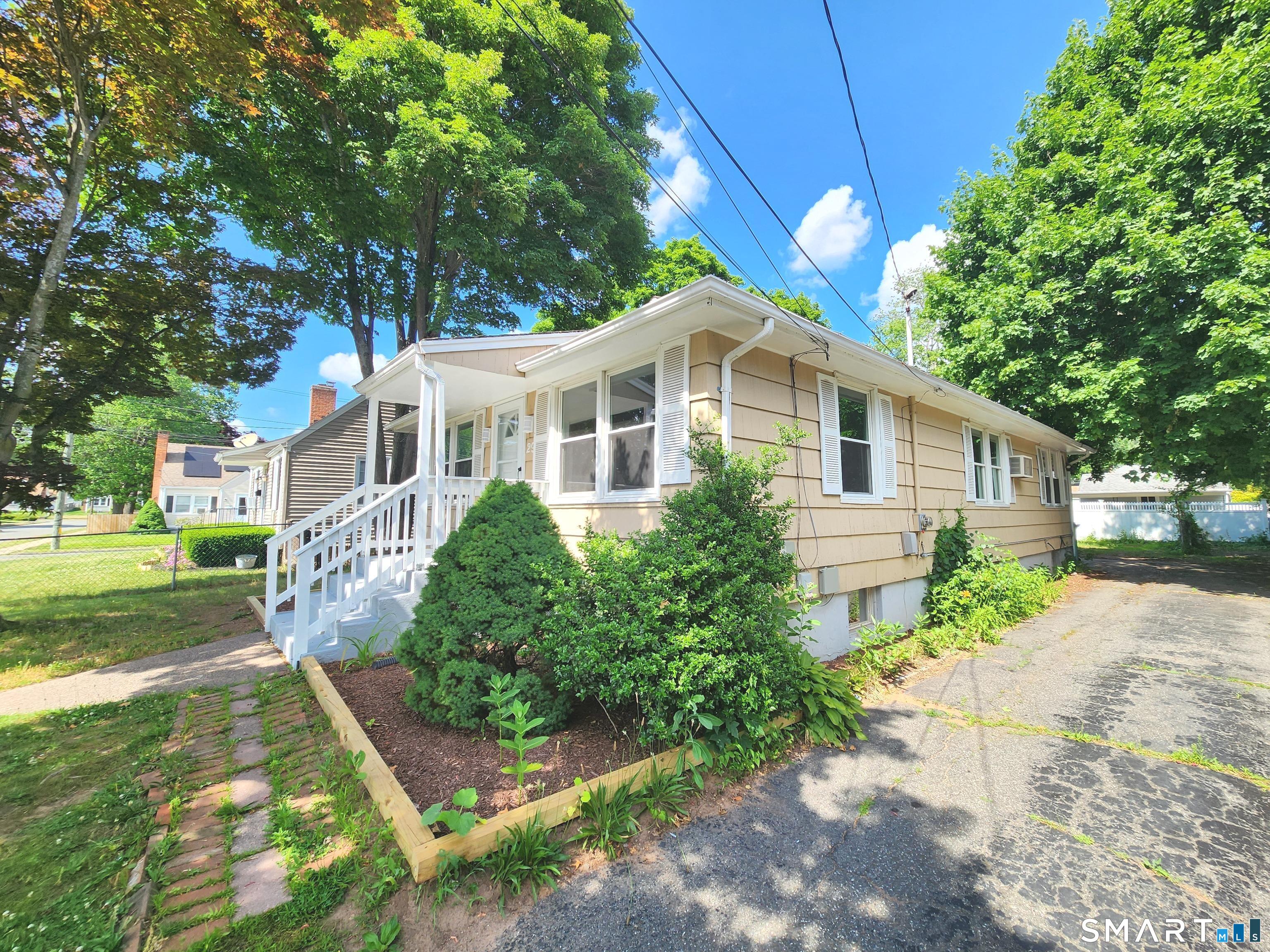 29 Palm Street Manchester CT 06040