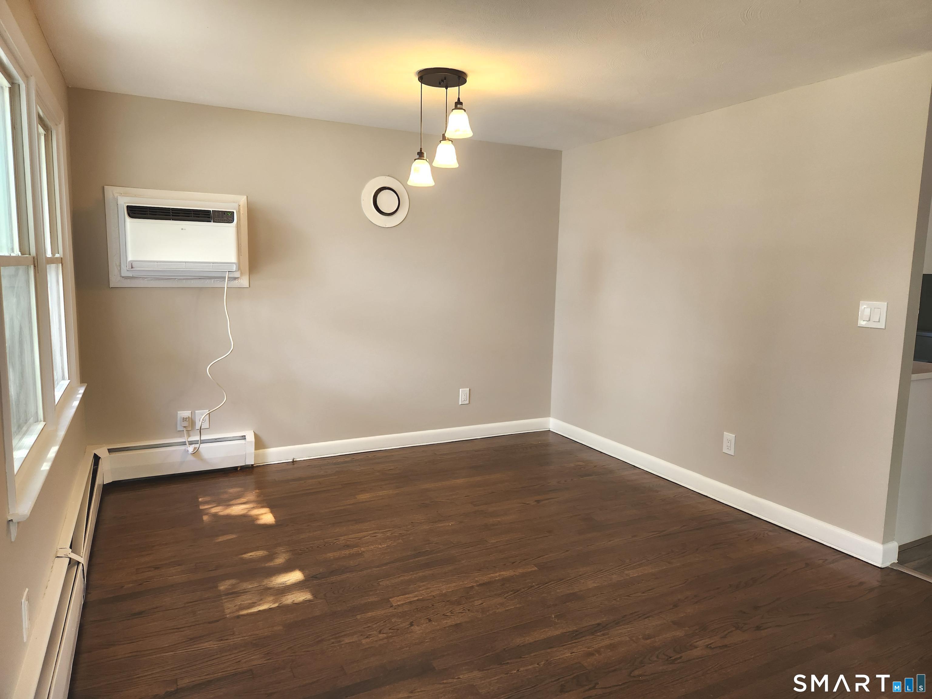 29 Palm Street Manchester CT 06040