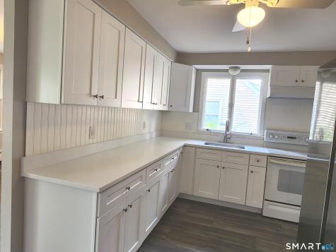 29 Palm Street Manchester CT 06040